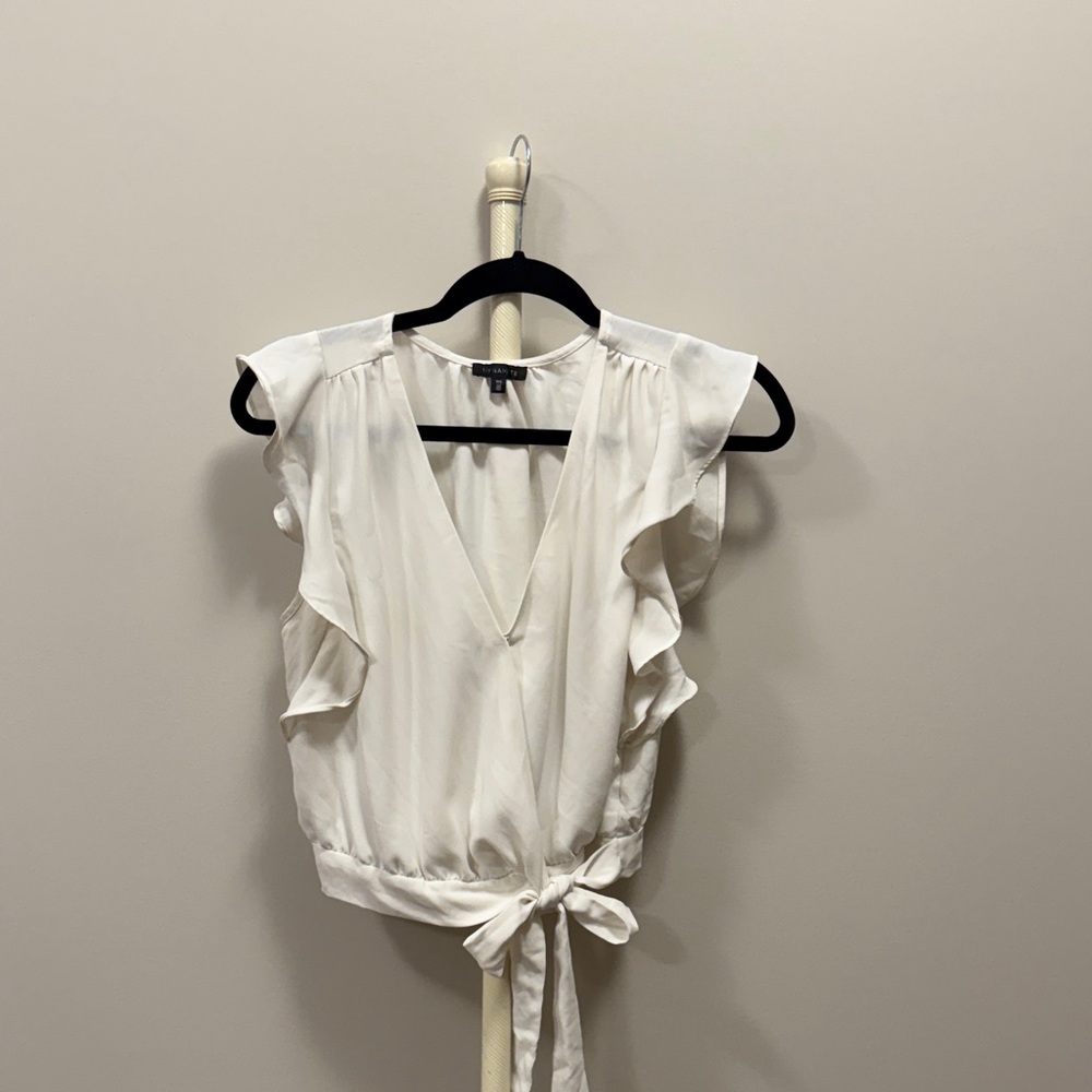 Dynamite Cream Ruffle Sleeve Blouse